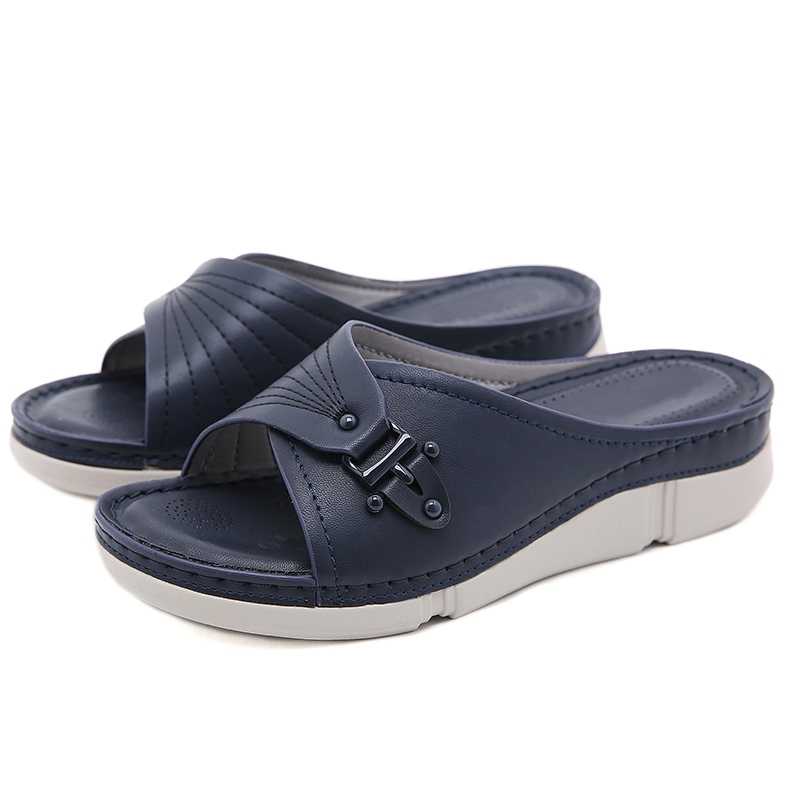 New thick soled slope heel slippers European and American fashion hollow summer female gladiator beach slippers T777 4